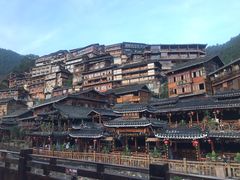 -西江千户苗寨-百年吊脚楼