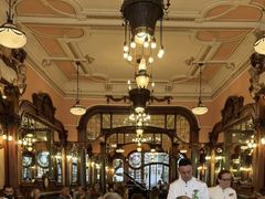 -Majestic Café