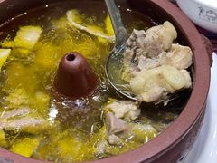 -香巴拉云南餐厅(华莱坞店)