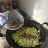 鲜的不得了的茭儿菜炒肉丝