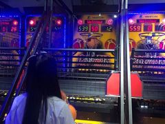 -嗨翻Hi-Fun竞技主题乐园·蹦床亲子生日轰趴(国光1937店)