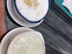 -黄师奶甜品店