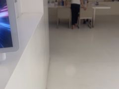 -卡罗酒店(东门晒布地铁站店)