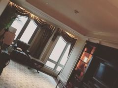 -广州富力丽思卡尔顿酒店