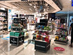 -雅典机场免税店
