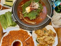 -喇喇排骨火锅·传统韩式脊骨汤(望京西园总店)