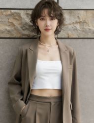 -镁连社·美联社