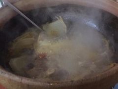 -威邵鸡煲(西华路总店)