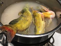 -领鲜活海鲜榴莲自助火锅(东门店)