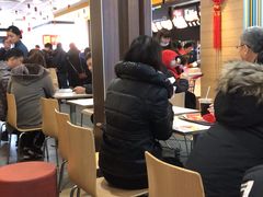 大堂-麦当劳(欧亚卖场店)