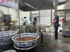 -陇上全荟兰州传统牛肉面(延吉路店)