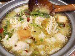 -周鱼小馆石锅酸菜鱼(活力汇店)