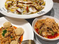 -渔语鱼新川菜Bistro(万象天地店)