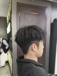 -藤野造型烫发染发