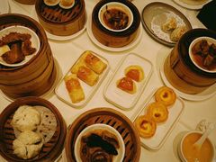 -万龙洲海鲜(大兴绿地缤纷城店)