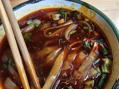-拈签一笑黄牛肉辣卤串串