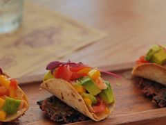 -Mark&Mars Restaurant