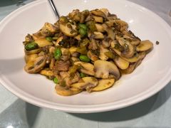 雪菜蘑菇肉片-小厨师·二十年沈家门小海鲜(百井坊巷店)