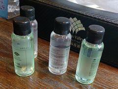 -凤凰谷假日酒店