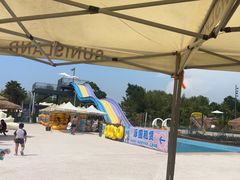 -太阳岛沙滩泳场水上乐园