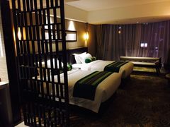 -深圳罗湖东门步行街亚朵X酒店