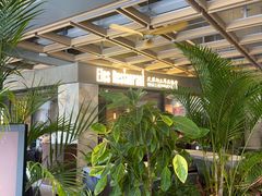 -Efes Turkish & Mediterranean Cuisine 艾菲斯餐厅(陆家嘴店)