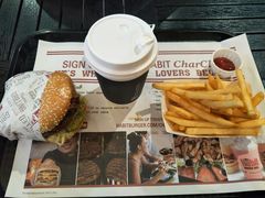 -The Habit Burger Grill 哈比特汉堡(爱琴海店)