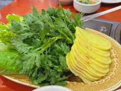 -菌之家·专业纯野生菌火锅·特色炒菌