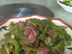 苦瓜炒牛肉-区海鸡场饭店(石壁店)