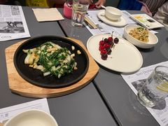 -小大董·烤鸭(观景餐厅·南京西路店)