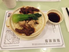 排骨凤爪煲仔饭-点点心点心专门店(湾仔店)