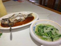 -春天里餐厅(西田城店)