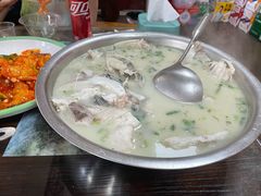 -雪湖煜辰鱼头老店(雪野湖店)