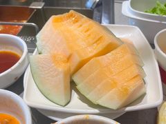 -海底捞火锅(新松江路生日主题店)
