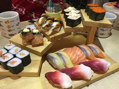 -万岁料理回转寿司(华贸店)
