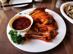 -湖泉水云间餐厅·弥勒地道菜(B座店)