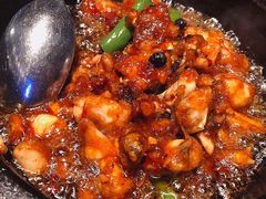 石锅杭椒牛蛙-桂满陇天书(南京德基旗舰店)