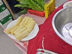 -花苑美食横琴生蚝火锅(拱北粤华路店)