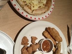 -菲滋意式餐厅(富阳东方茂店)