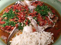 剁椒鱼头-弄堂里(滨江龙湖天街店)