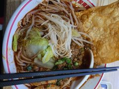 -魔都三兄弟酸辣粉·蘸卤炸串(虹桥万科店)
