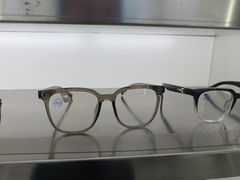 -视野联行眼镜·蔡司·尼康战略合作店(城西银泰店)