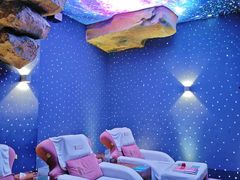 -秘地·影院式足浴SPA(凤三旗舰店)