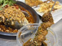 -新哥小串·臭米线(风尚米兰店)