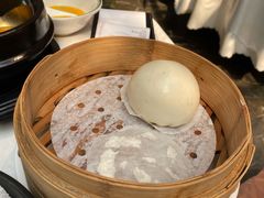 土豪金流沙包-维园悦谱·海派家常菜(乌鲁木齐南路店)