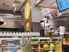 面包甜点陈列柜-猫王榴莲世家(三里屯SOHO商场店)