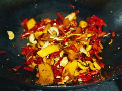 -草墩罗非鱼庄•野生菌•腊排骨(七星街上段店)