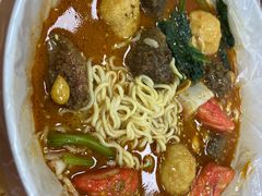 老酱麻辣烫-二钢串叔麻辣烫(华龙大厦店)