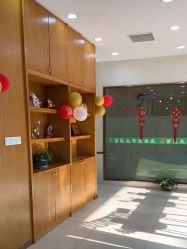 -苗医生专业祛痘·皮肤管理