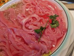 -茅草房·河畔园林火锅